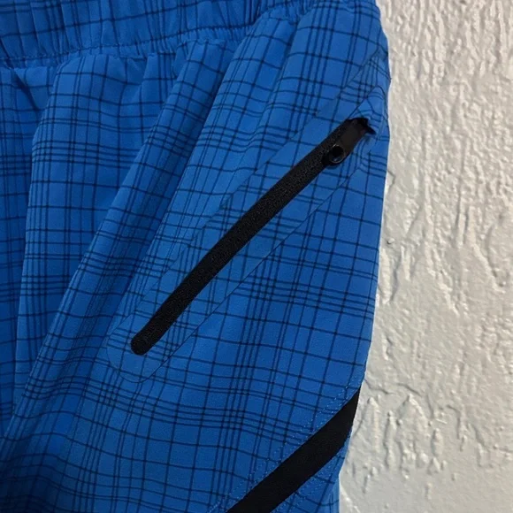 Lululemon Blue Plaid Surge Shorts Size Large - Picture 4 of 8